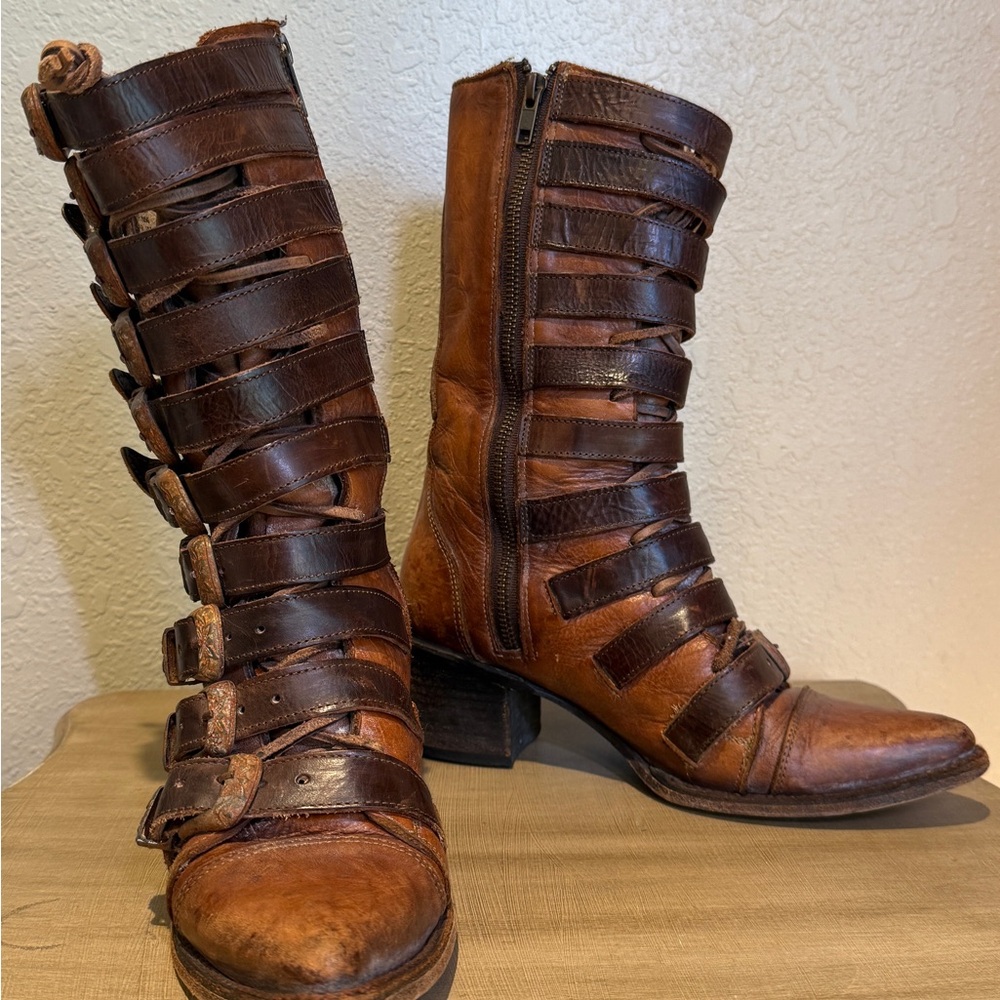 Freebird Stoke Boots Size 7 Gently worn - Picture 2 of 6